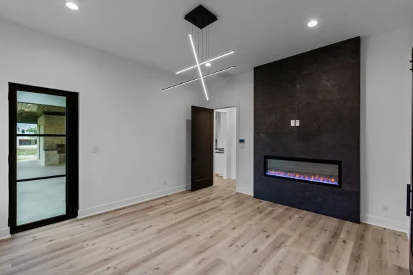 4015DS - Image 18